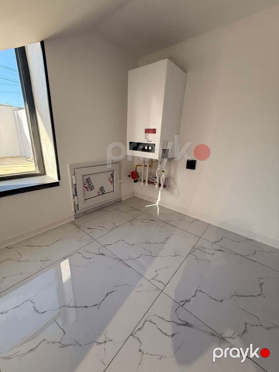 Satılır 5 otaqlı həyət evi/bağ evi 200 m² — Ev, villa, Bakı (8)