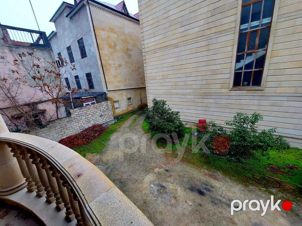 Satılır 17 otaqlı həyət evi/bağ evi 950 m² — Ev, villa, Bakı (3)