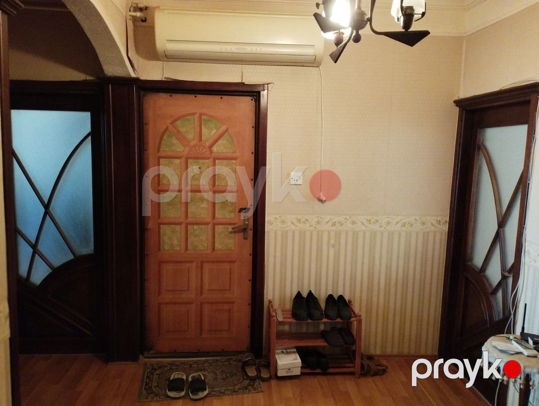 Satılır 4 otaqlı köhnə tikili 100 m² — Mənzil, Bakı (10)