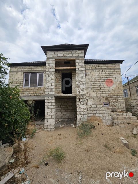 Satılır 6 otaqlı həyət evi/bağ evi 220 m² — Bakı