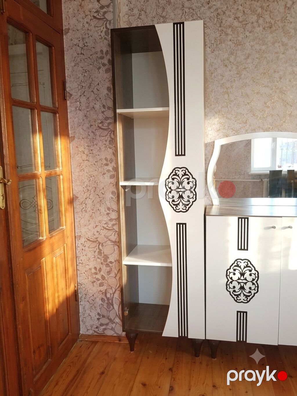 Şüşəli dolab vitrini, İşlənmiş, Ödənişli çatdırılma — Vitrini, Bakı (5)