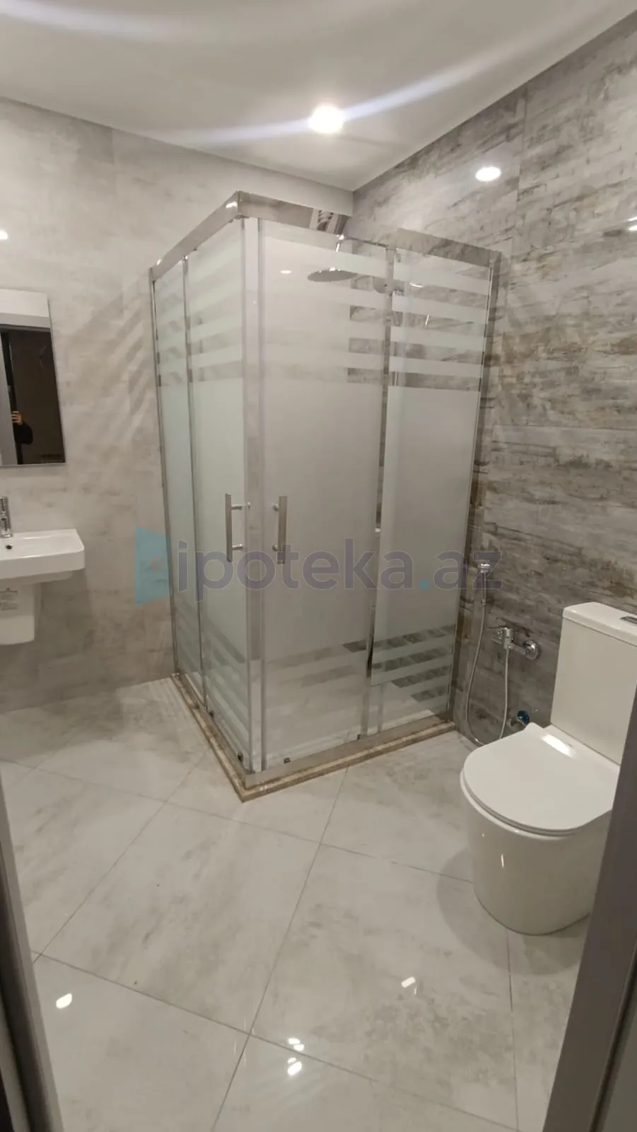 Satılır: 2 Otaq, Yeni tikili, Binəqədi r., 7-ci mkr q., 77.00 m² — Mənzil, Bakı (9)