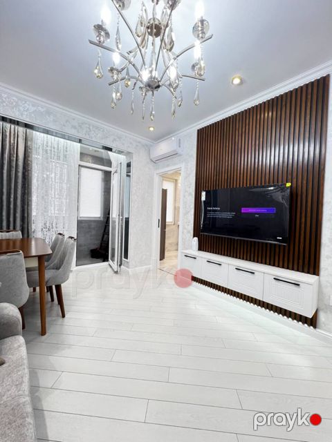 İcarəyə verilir 3 otaqlı köhnə tikili 80 m² — Bakı