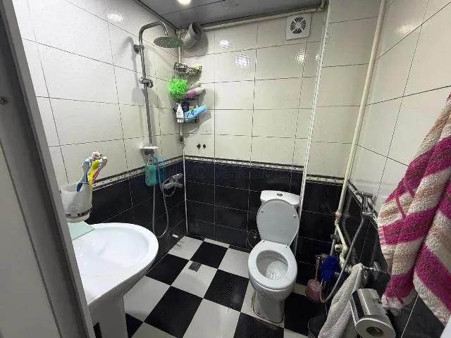 Satılır: 2 Otaq, Köhnə tikili, Nizami r., 8-ci km q., 50.00 m² — Mənzil, Bakı (6)