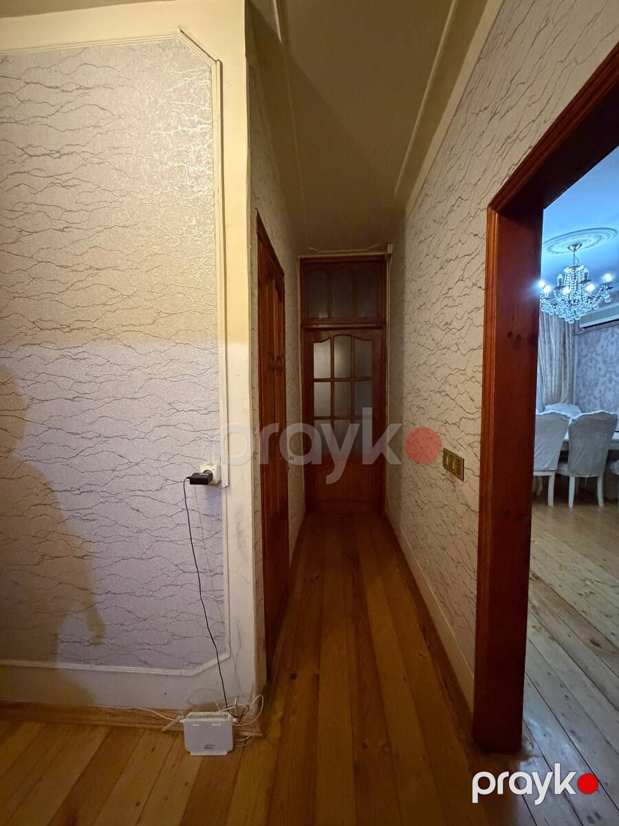 Satılır 2 otaqlı köhnə tikili 65 m² — Mənzil, Bakı (8)