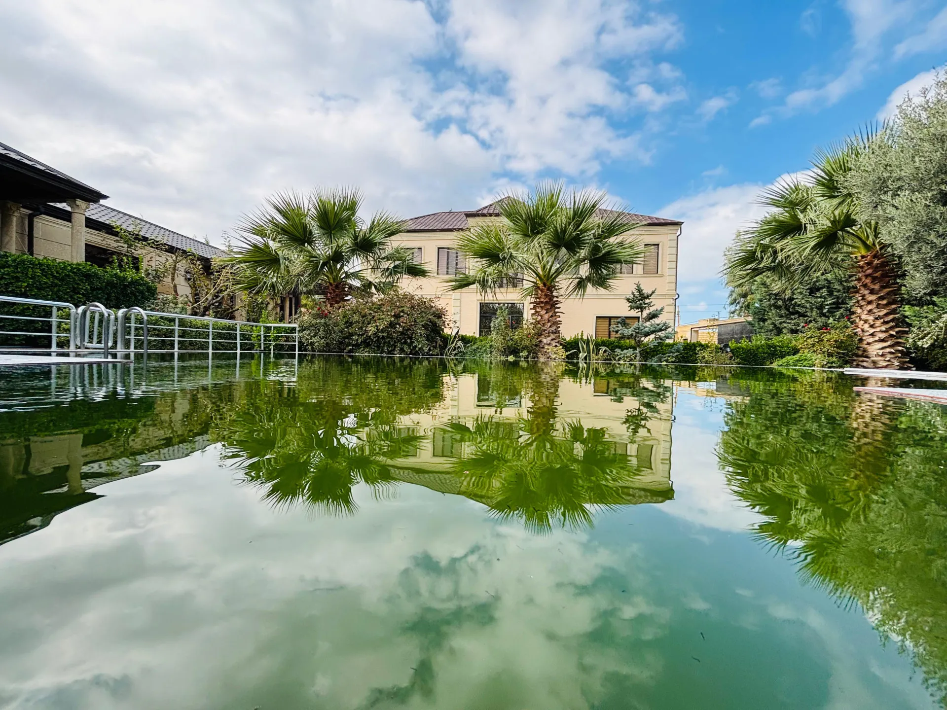 Nardaran, 5 otaqlı Villa satılır - 320 m², 2 mərtəbə, 21 sot — Realty