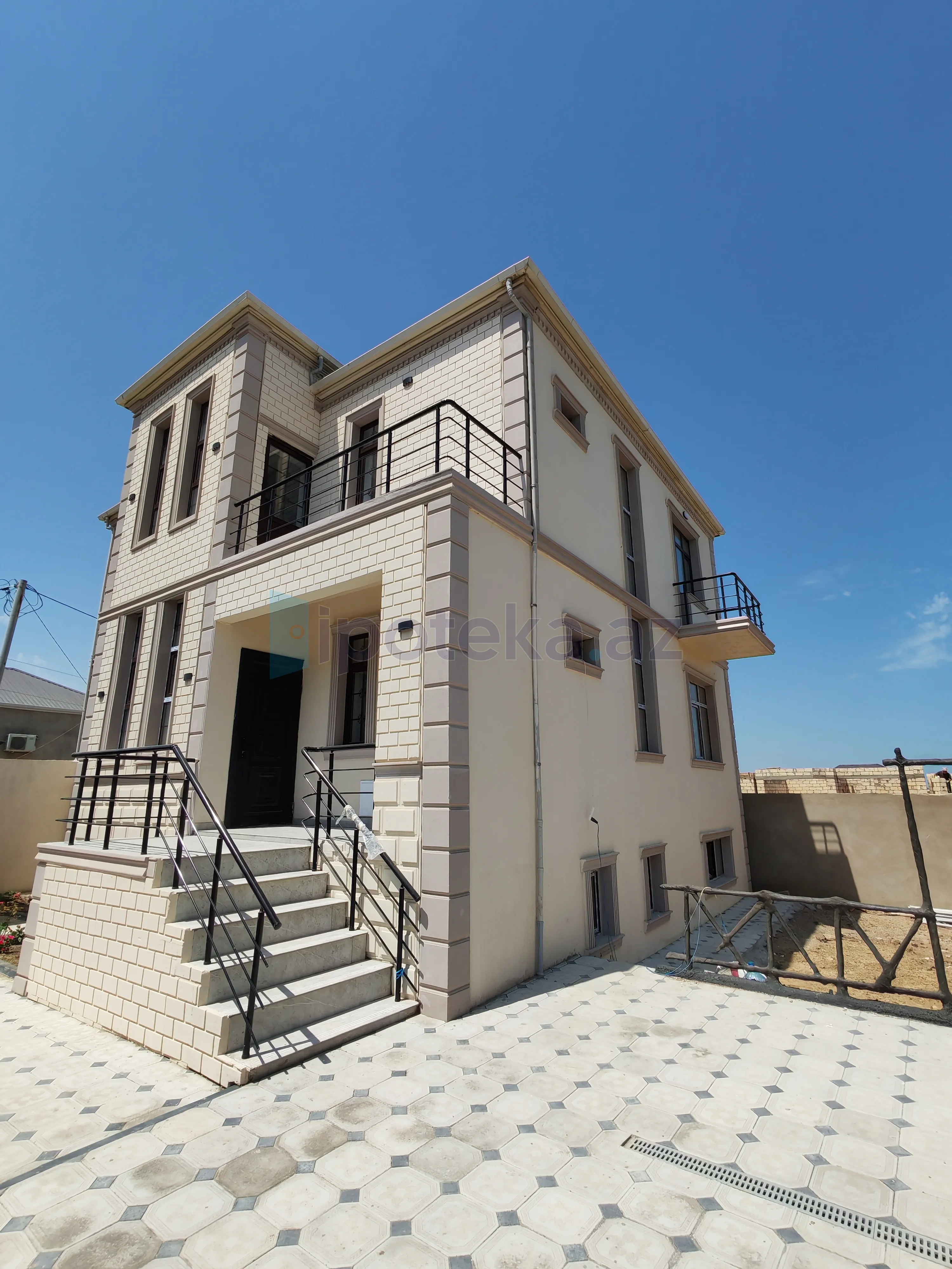 Satılır: 8 Otaq, Evlər/Villalar, Abşeron r., Saray q., 200.00 m² — Ev, villa, Saray (2)