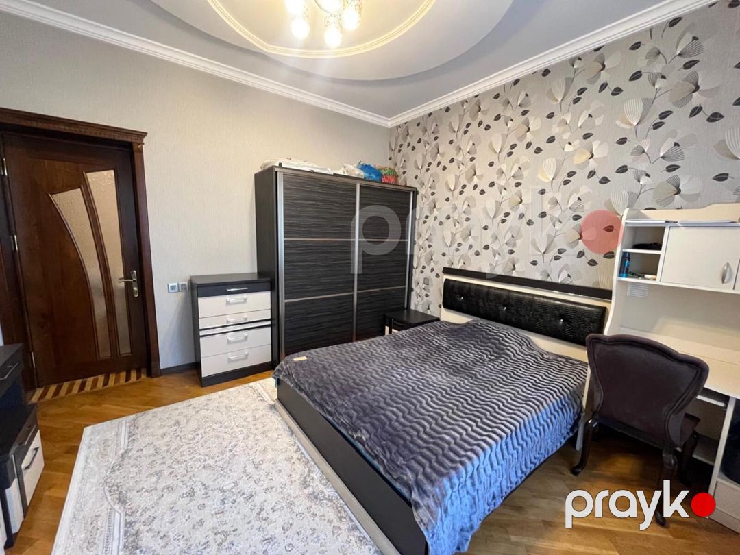 Satılır 5 otaqlı həyət evi/bağ evi 300 m² — Ev, villa, Bakı (10)