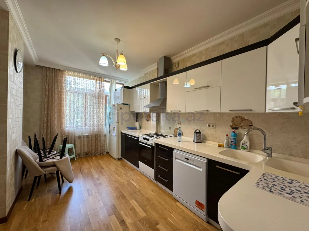 Satılır: 3 Otaq, Yeni tikili, Nəsimi r., 125.00 m² — Bakı