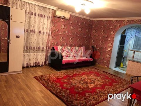 1-otaqlı mənzil kirayə verilir, İnşaatçılar m.40 m²