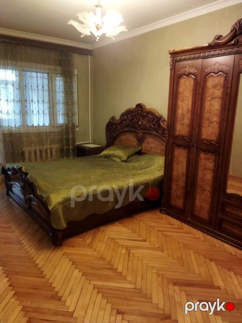 İcarəyə verilir 3 otaqlı köhnə tikili 82 m² — Bakı
