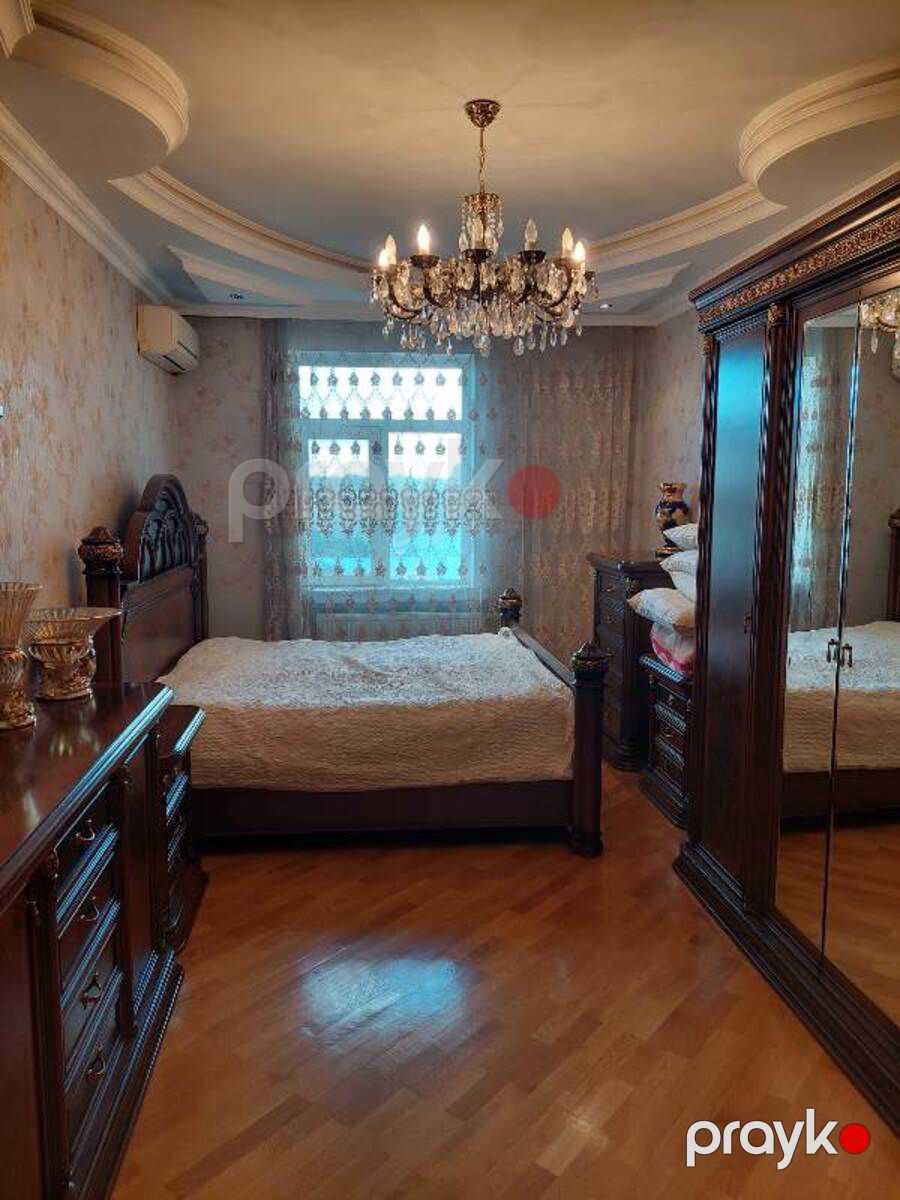 Satılır 4 otaqlı köhnə tikili 180 m² — Mənzil, Bakı (6)