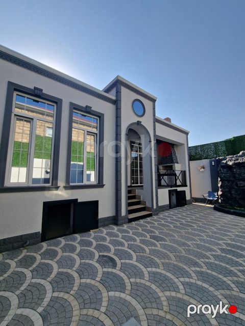 Həyət evi, Zabrat qəs — Bakı