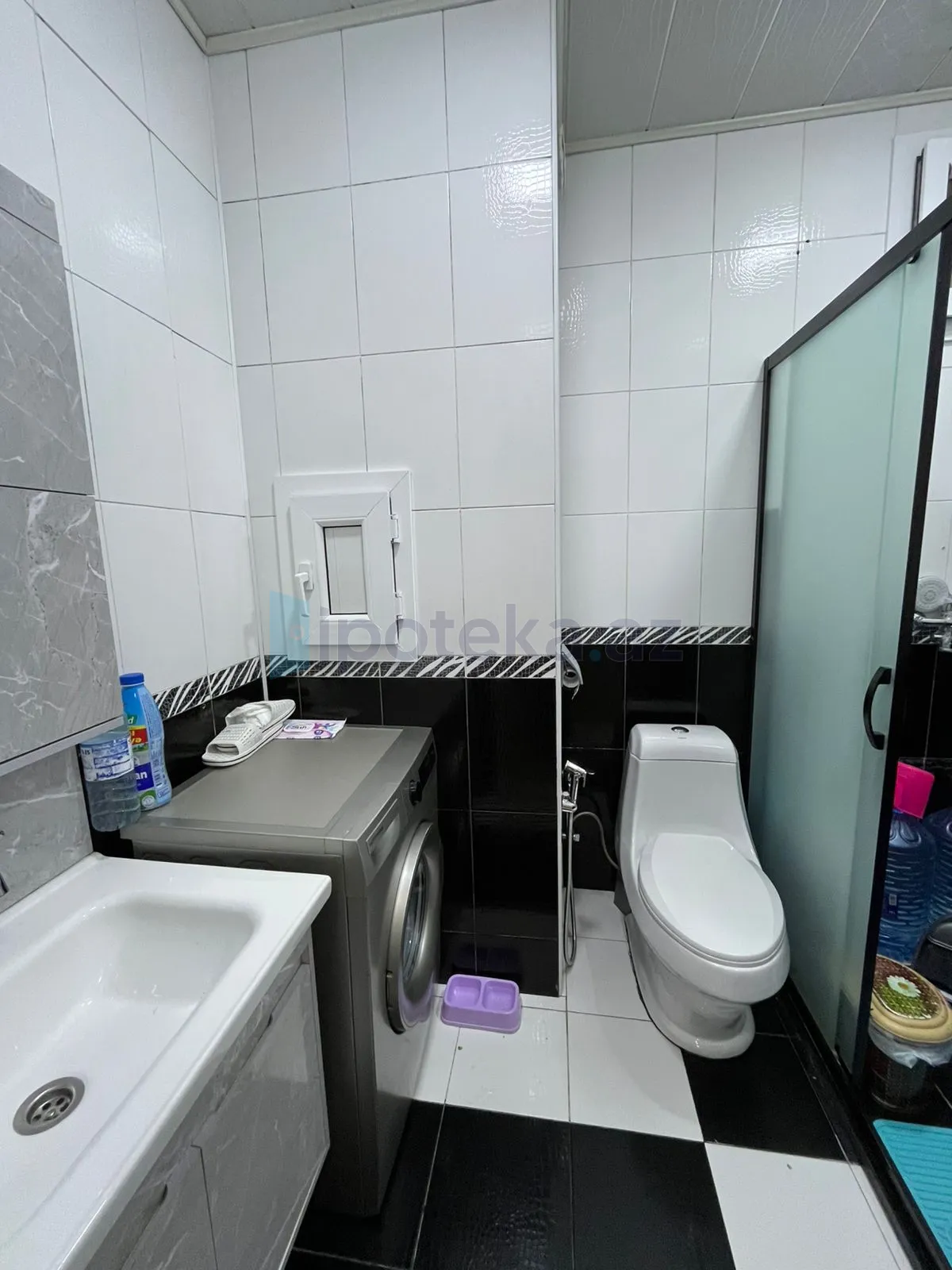 Satılır: 2 Otaq, Köhnə tikili, Nəsimi r., 4-cü mkr q., 55.00 m² — Mənzil, Bakı (5)