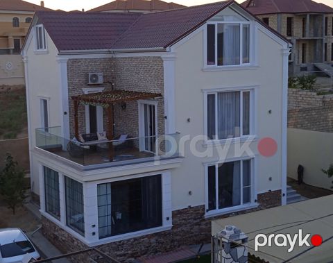 Satılır 6 otaqlı həyət evi/bağ evi 280 m² — Bakı