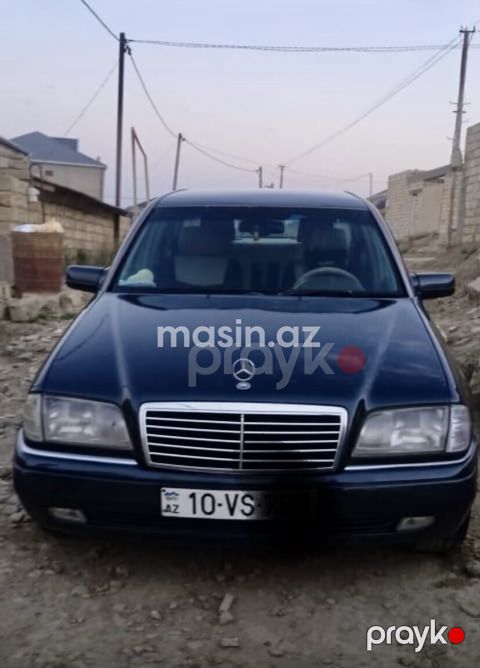 Mercedes C 180 — Bakı