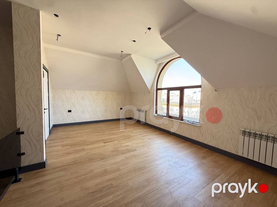 Satılır 3 otaqlı köhnə tikili 108 m² — Mənzil, Bakı (7)