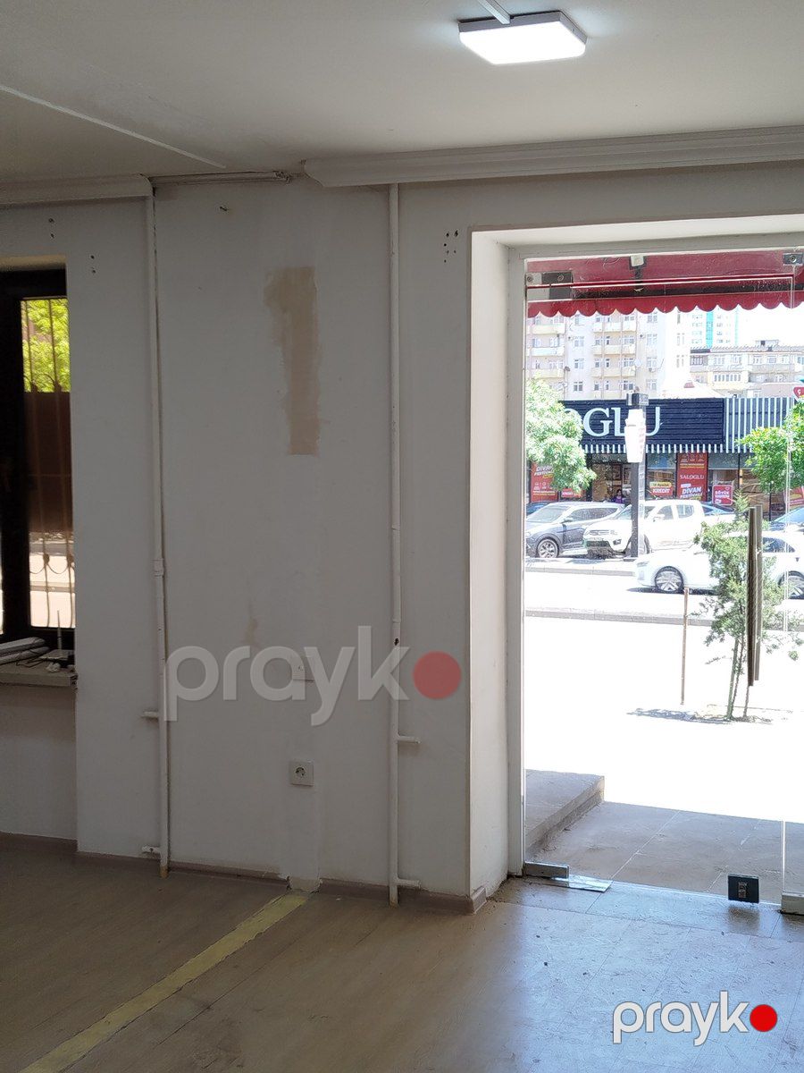 İcarəyə verilir obyekt 74 m² — Əmlak, Bakı (4)