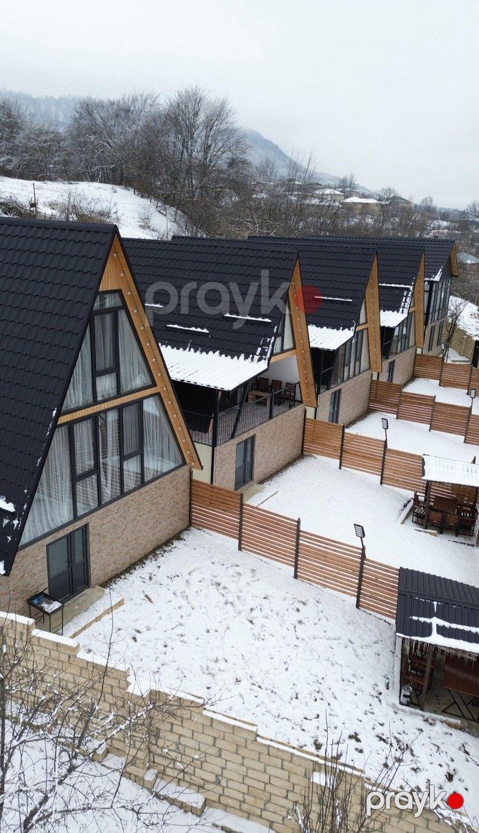 Satılır 15 otaqlı həyət evi/bağ evi 600 m² — Ev, villa, Quba (2)