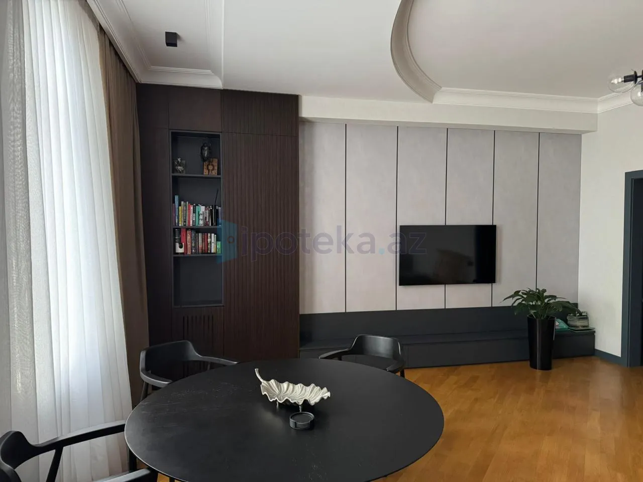 Satılır: 3 Otaq, Yeni tikili, Nəsimi r., 107.00 m² — Bakı