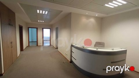 Satılır obyekt 170 m² — Bakı