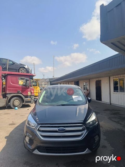 Ford Escape, 1.5 L, 2017 il, 272 000 km — Salyan