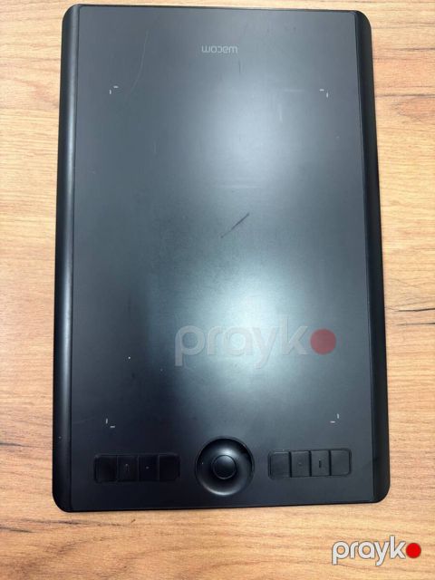 Wacom Intuos Pro — Bakı
