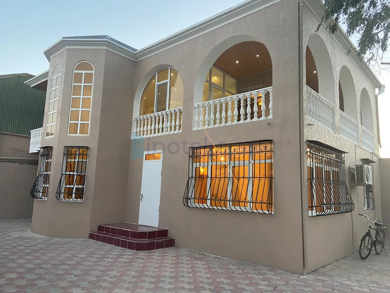 Satılır: 4 Otaq, Evlər/Villalar, Xəzər r., Mərdəkan q., 160.00 m² — Mərdəkan