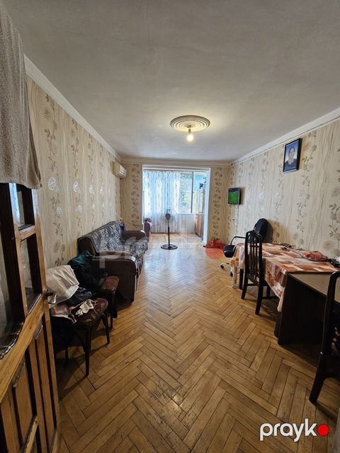 Satılır 2 otaqlı köhnə tikili 60 m² — Bakı