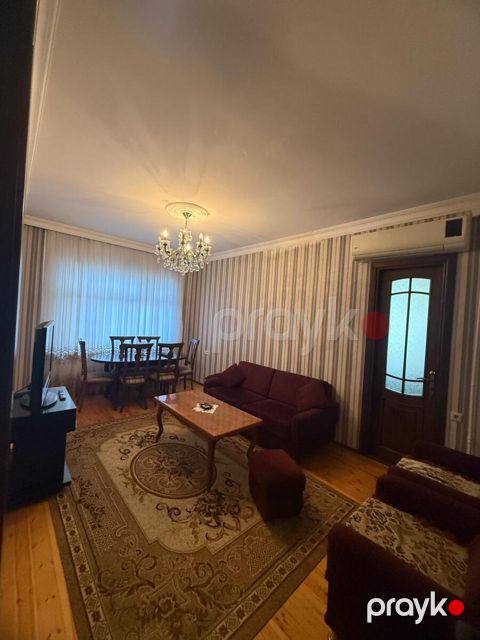 İcarəyə verilir 3 otaqlı köhnə tikili 60 m²
