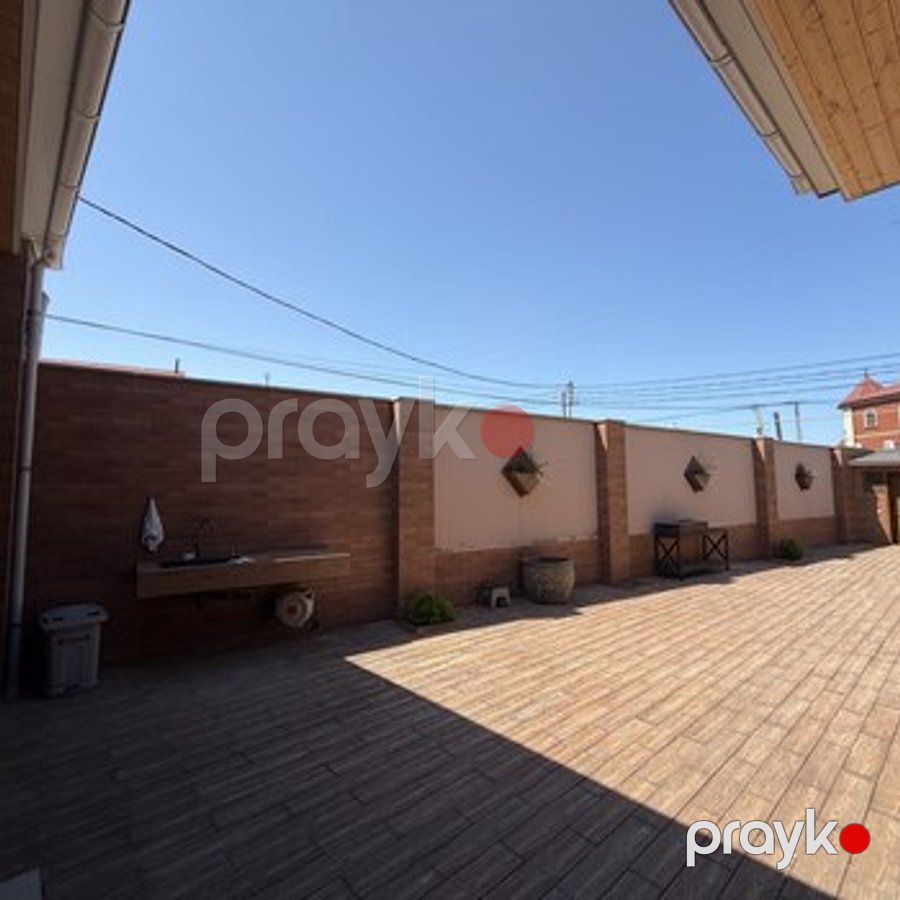 Həyət evi, Bakıxanov qəs — Ev, villa, Bakı (4)
