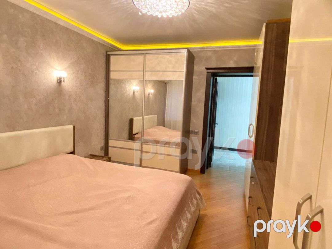 Satılır 3 otaqlı köhnə tikili 100 m² — Mənzil, Bakı (10)