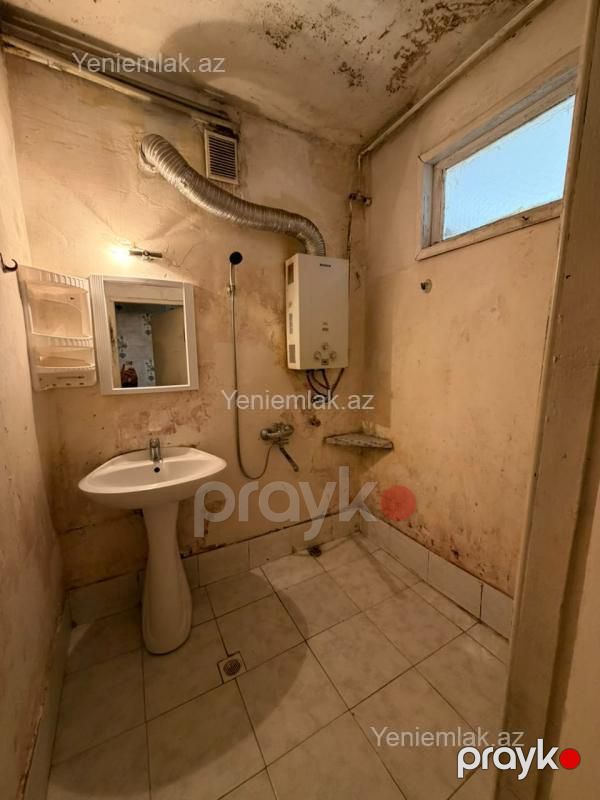 Satılır 2 otaqlı Bina evi menzil (Köhnə tikili), 60 m², Xətai rayonu — Mənzil, Bakı (5)