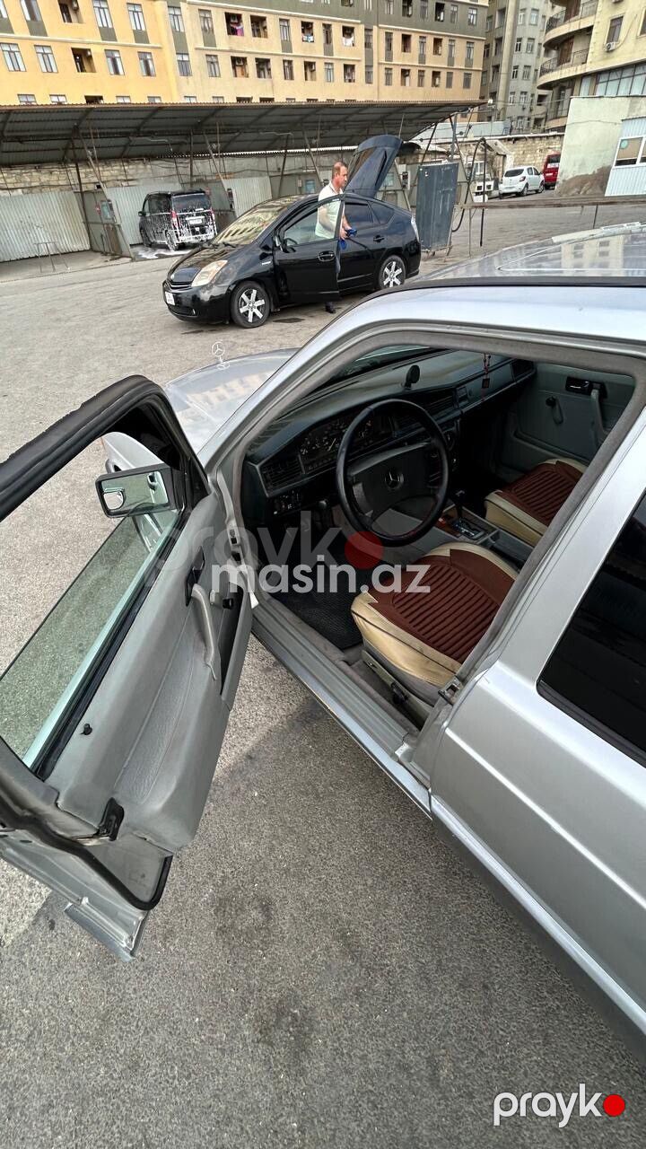 Mercedes 190 — Avtomobillər, Bakı (10)