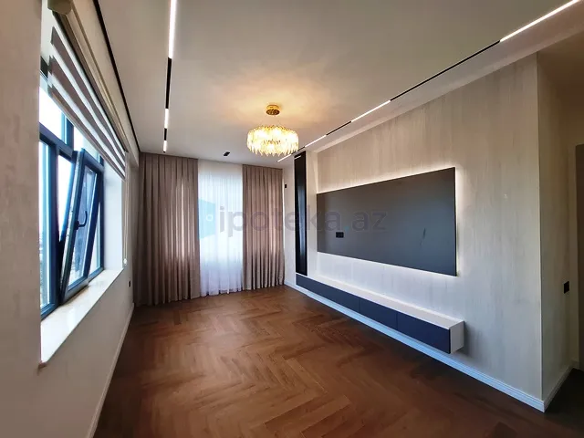 Satılır: 3 Otaq, Yeni tikili, Nizami r., 8-ci km q., 93.00 m² — Bakı