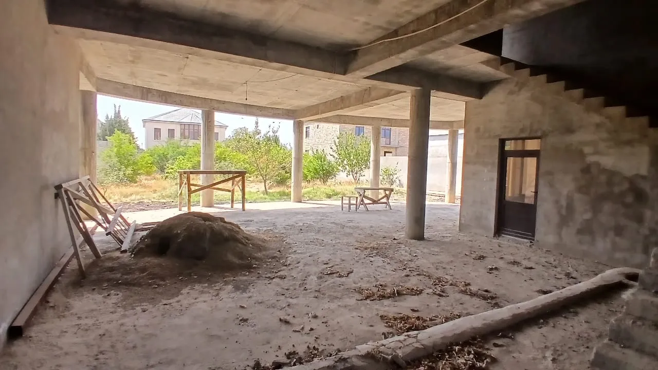Novxanı, 8 otaqlı Həyət evi satılır - 375 m², 2 mərtəbə, 12 sot — Ev, villa, Bakı (10)