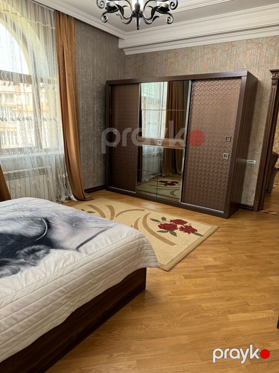 İcarəyə verilir 8 otaqlı həyət evi/bağ evi 500 m² — Ev, villa, Bakı (9)