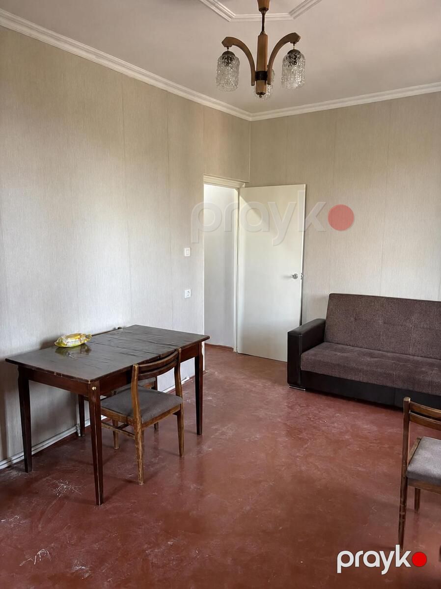 Satılır 2 otaqlı köhnə tikili 45 m² — Mənzil, Bakı (2)