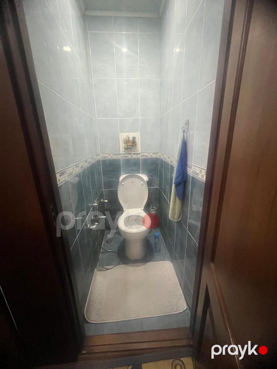 Satılır 4 otaqlı köhnə tikili 115 m² — Mənzil, Bakı (11)