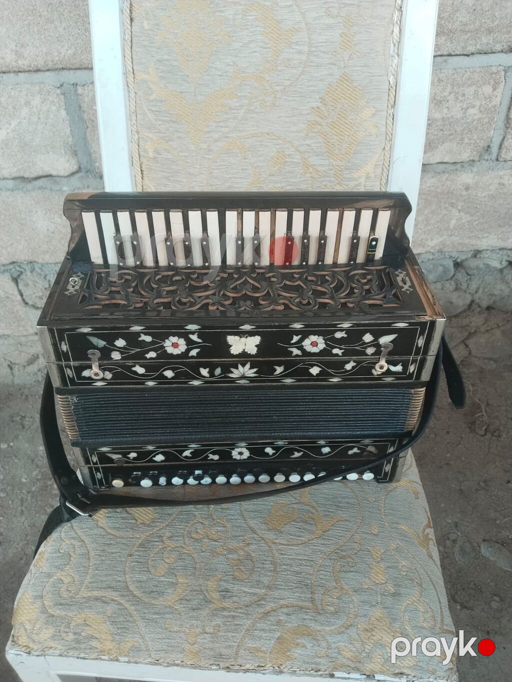 Əla vəziyətdedi hec problemi yoxdur icinde qrundik 31 mikrafon kutlyər — Akkordeonlar, harmonilar, bayanlar, Samux (3)