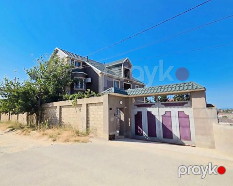 Satılır 8 otaqlı həyət evi/bağ evi 440 m² — Bakı