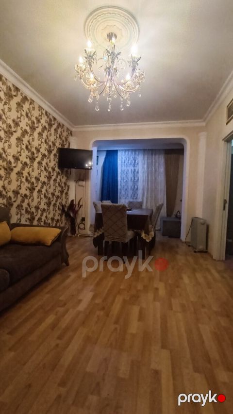 3-otaqlı mənzil kirayə verilir, Azadlıq m., 90 m² — Bakı