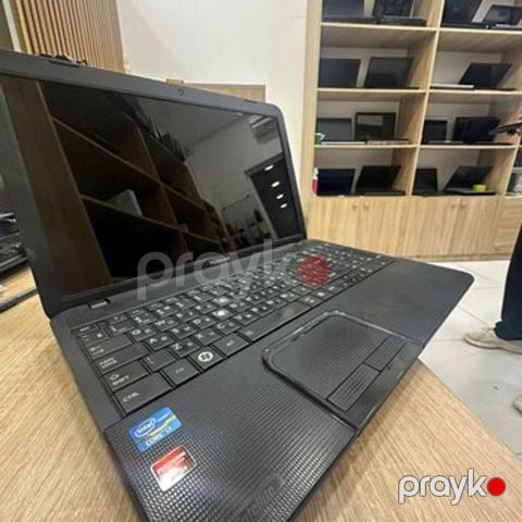 Noutbuk Toshiba — Bakı