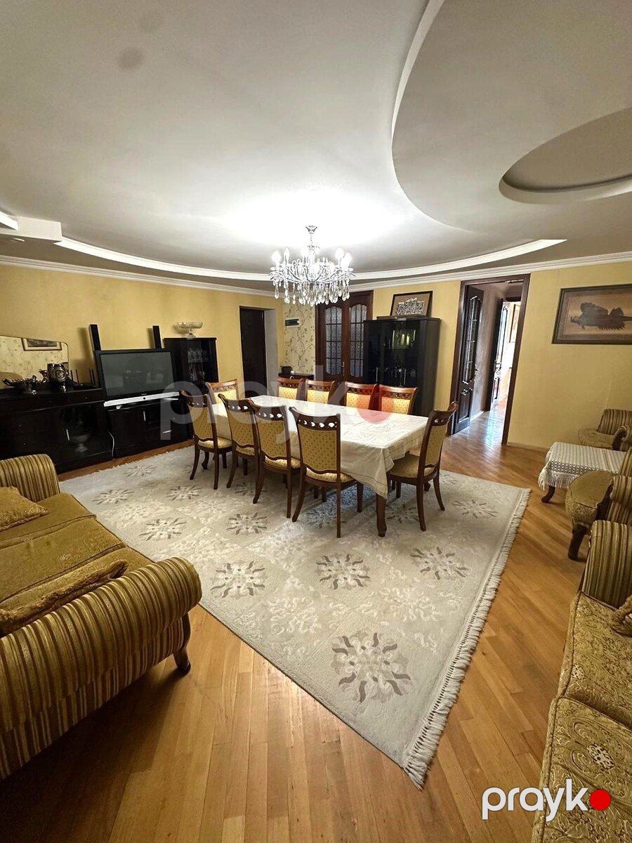 Satılır 4 otaqlı köhnə tikili 120 m² — Mənzil, Bakı (2)