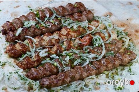 Kəndsayağı lülə-kabab – tandoorda bişirilmiş, sulu və ətirli - Əsas — Sumqayıt