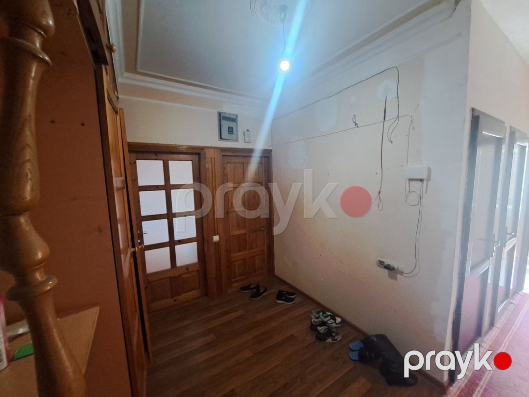 Satılır 4 otaqlı köhnə tikili 100 m² — Mənzil, Bakı (6)