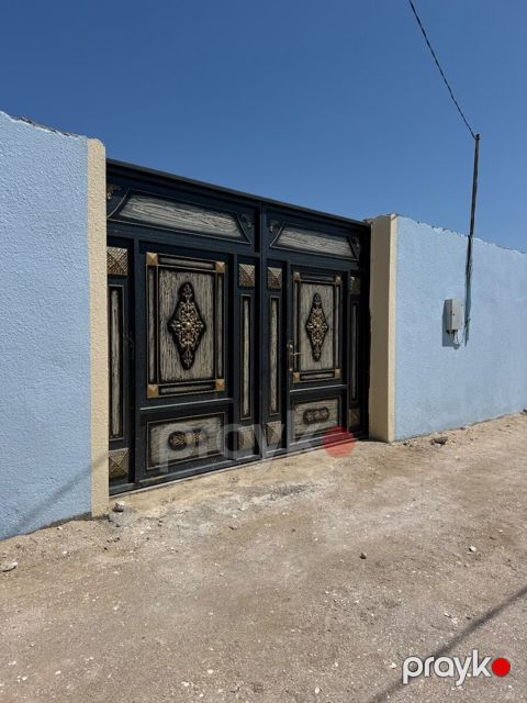 Həyət evi, Buzovna qəs — Bakı