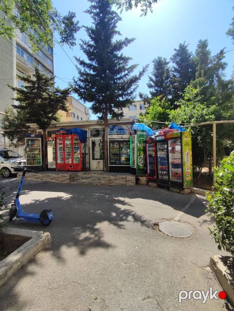 Satılır obyekt 30 m² — Bakı