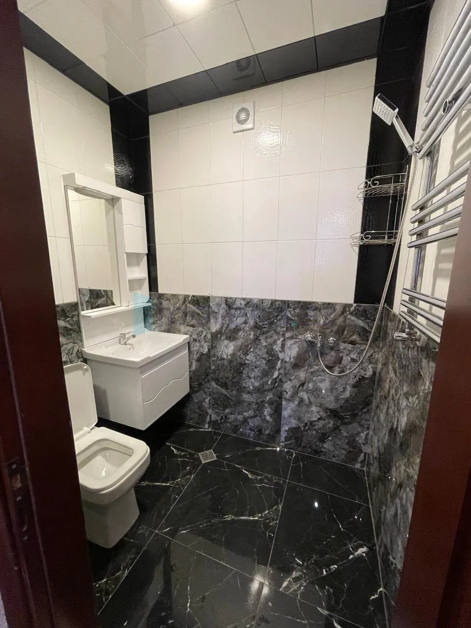 Satılır: 3 Otaq, Yeni tikili, Yasamal r., Yeni Yasamal q., 150.00 m² — Mənzil, Bakı (6)