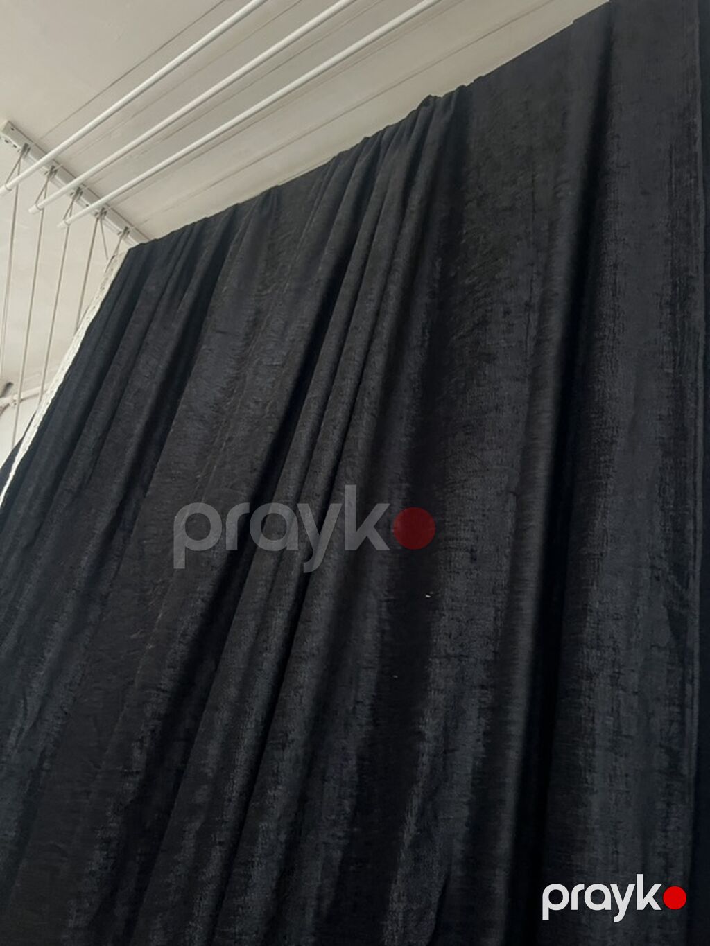 Qara qatı pərdə - Rəng: dərin qara - Material: yumşaq, parıltılı — Pərdələr, kornişlər, jalüzilər, Bakı (3)